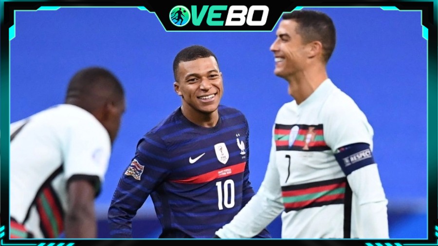 Cộng đồng Fan Ronaldo đặt cho huyền thoại người Bồ biệt danh gì?