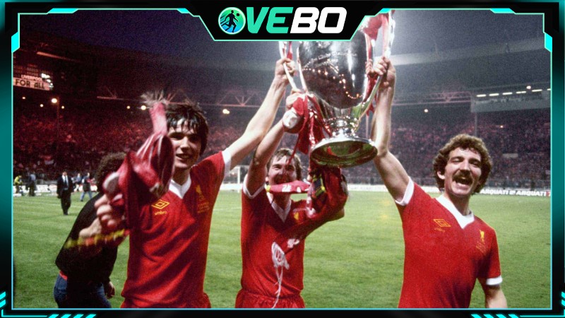 The Kop giành được chiếc cúp European Cup là trong mùa giải 1976-77 khi họ vượt qua Borussia Monchengladbach